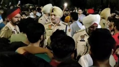 chandigarh university mms|Protest Erupts In Chandigarh University Over MMS Videos Of。